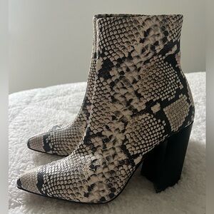 Vince camuto boots